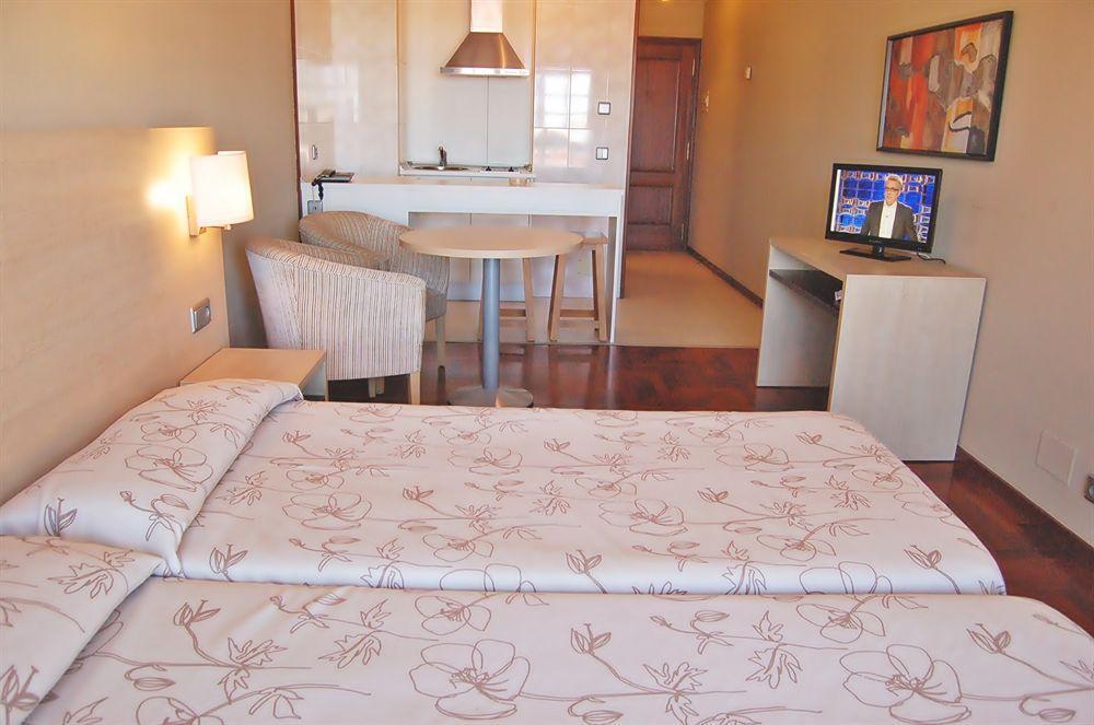 Apartamentos Portazgo A Coruña Eksteriør billede